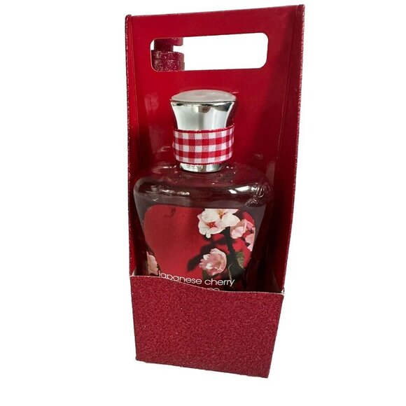 BATH & BODY WORKS JAPANESE CHERRY BLOSSOM 2 PC Gift Set Lotion & SHOWER GEL NEW - Picture 2 of 7